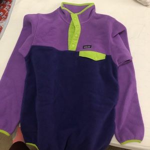 Boys XL fleece Patagonia but fits women’s small